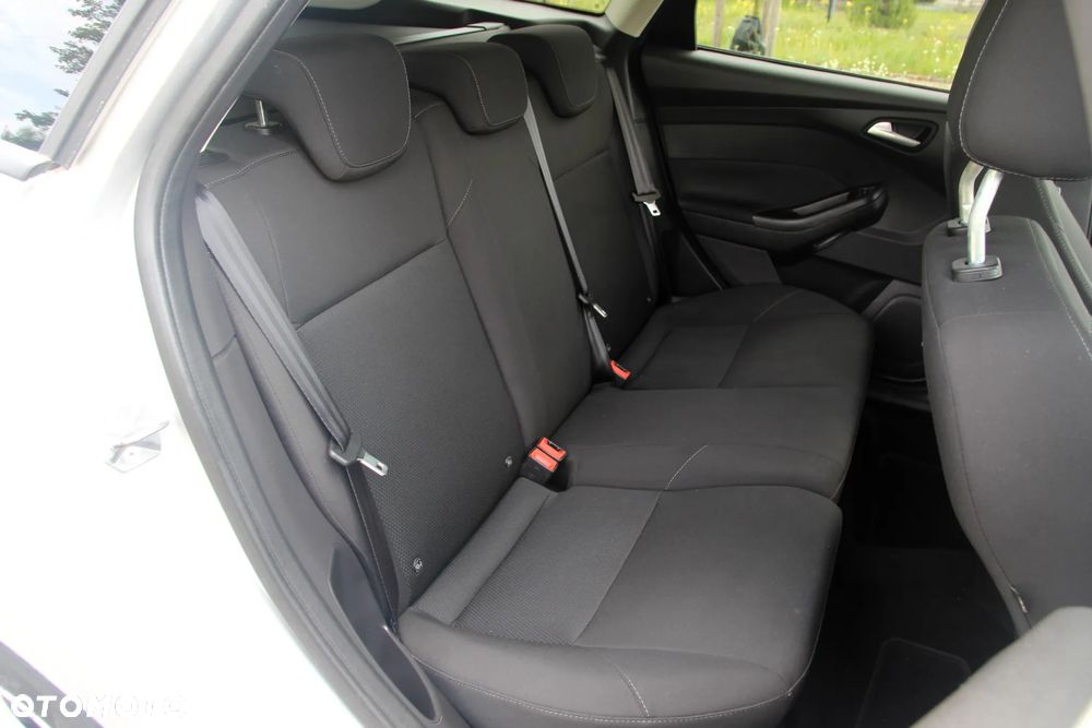 Ford Focus 1.6 TDCi DPF Start-Stopp-System Business - 15