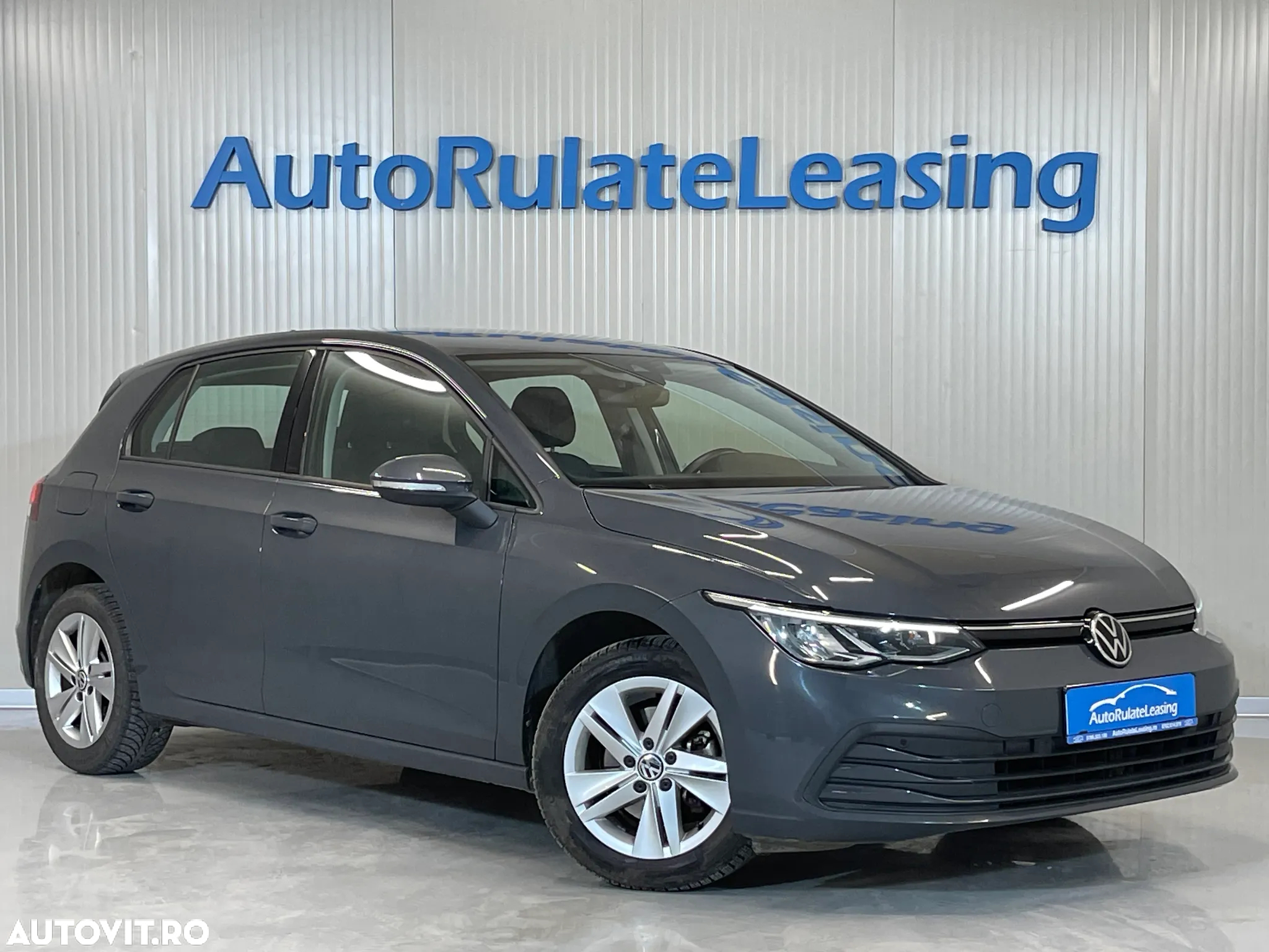 Volkswagen Golf 2.0 TDI Life - 2