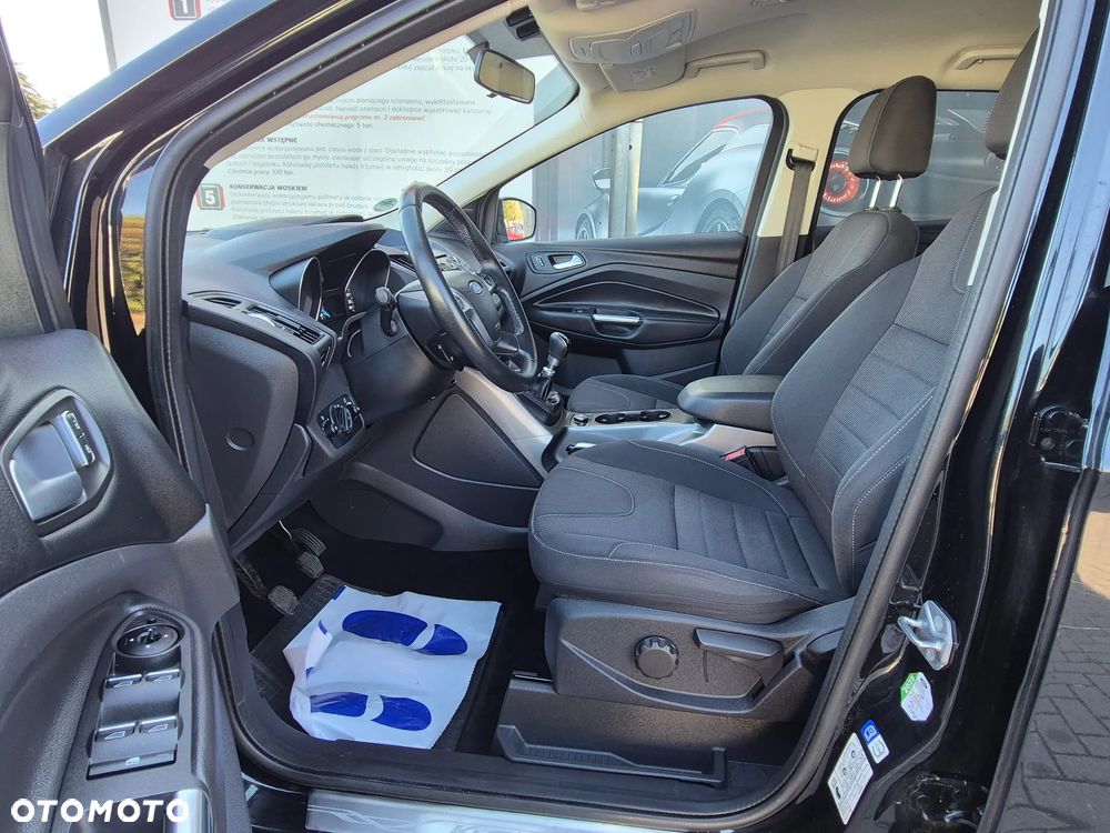 Ford Kuga - 21