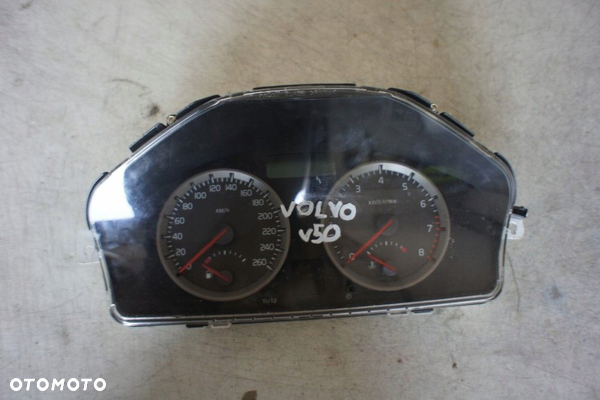 VOLVO V50 LICZNIK 30710071