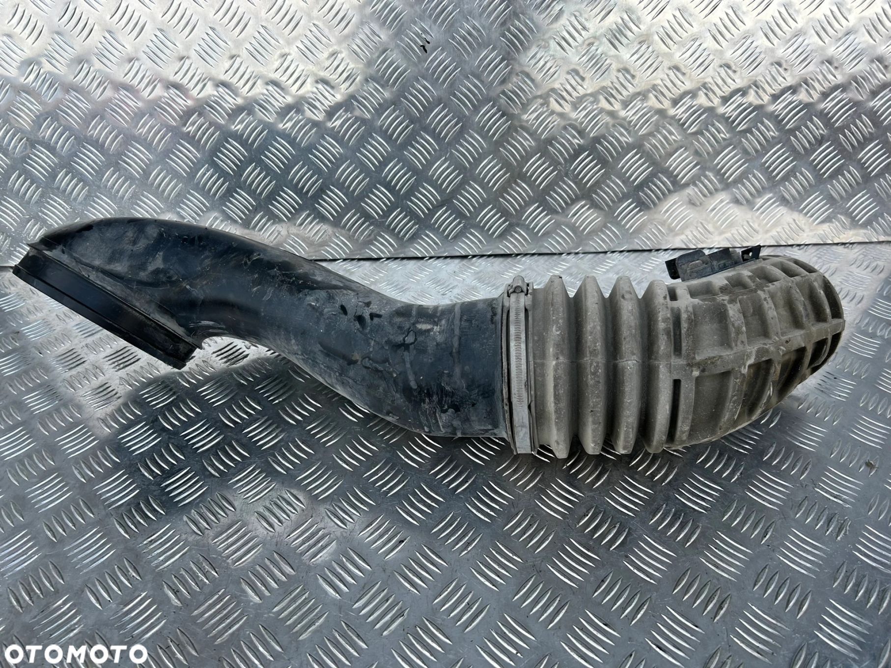 RURA FAJKA DOLOT POWIETRZA INTERCOOLERA SCANIA NTG - 1