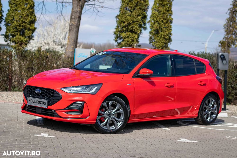 Ford Focus 1.0 EcoBoost 6MT MHEV ST-Line X - 4