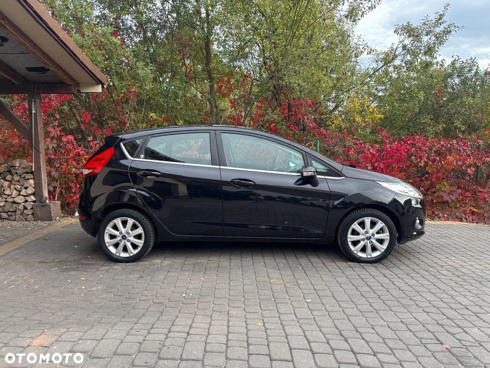 Ford Fiesta 1.4 Ghia - 6