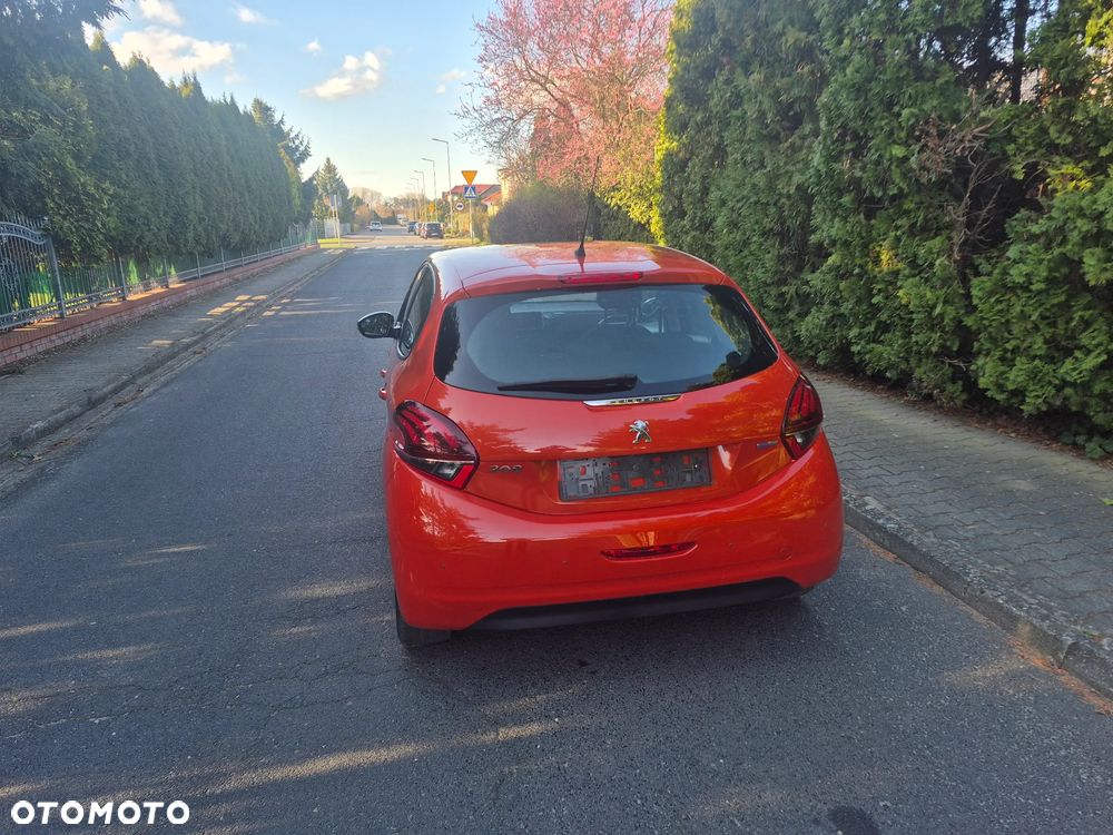 Peugeot 208 PureTech 82 Start & Stop Style - 6