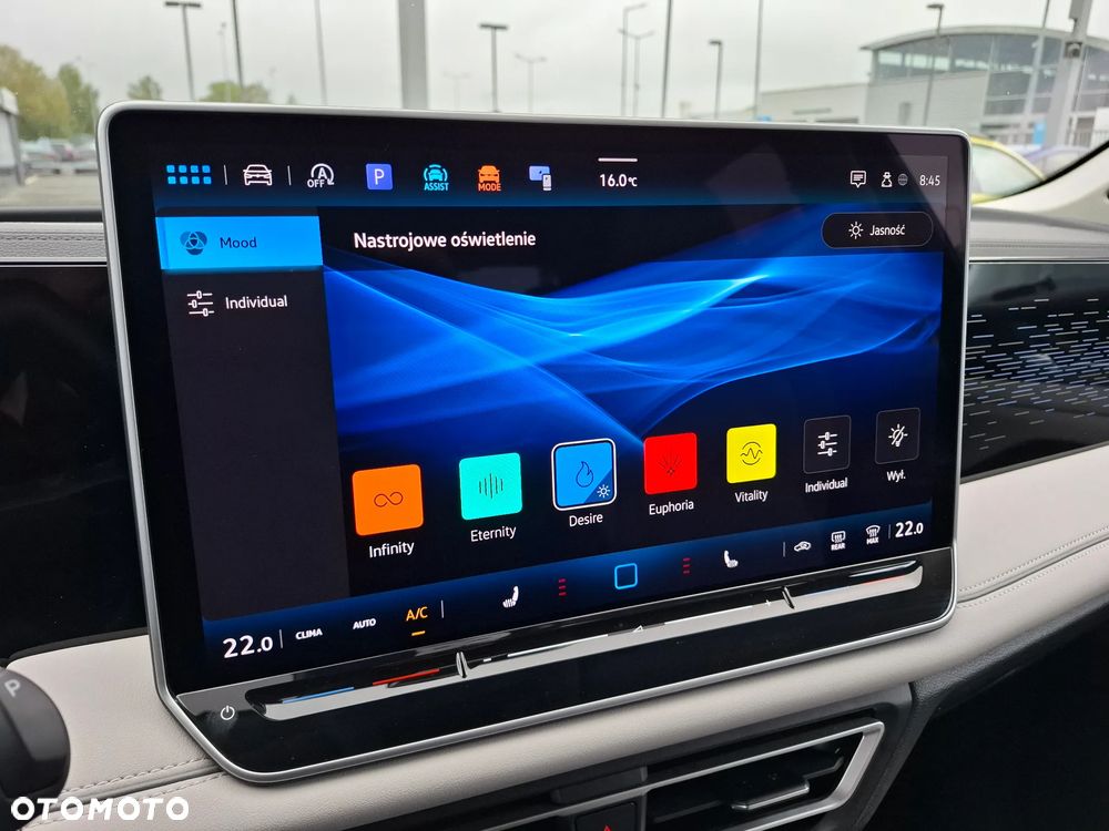 Volkswagen Tiguan 2.0 TDI SCR Elegance DSG - 18