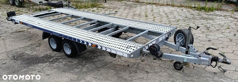 Lorries S222 2700RT - 1