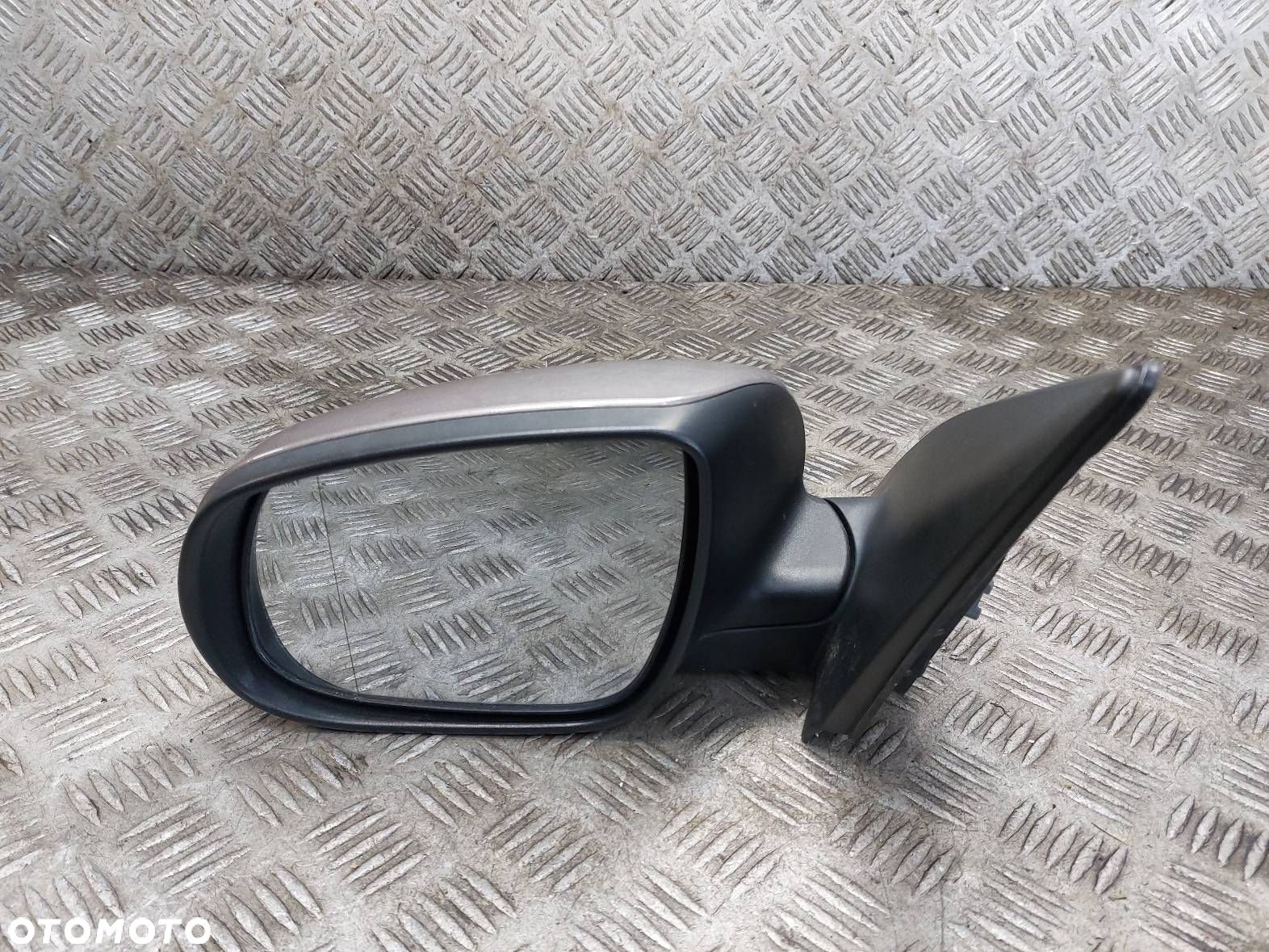 LUSTERKO LEWE ELEKTRYCZNE KIA CEED I 8Q 5 PIN EU - 4