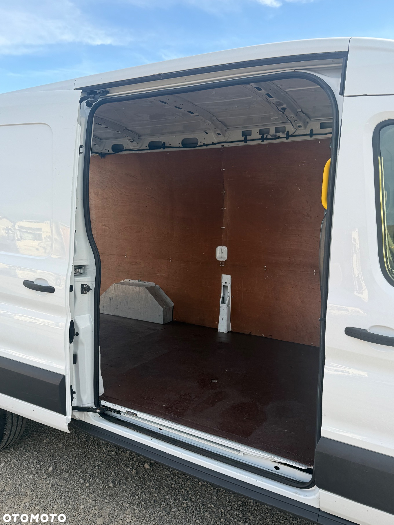 Ford TRANSIT L3h2 stan bdb KLIMA HAK nie wymaga wkładu - 10