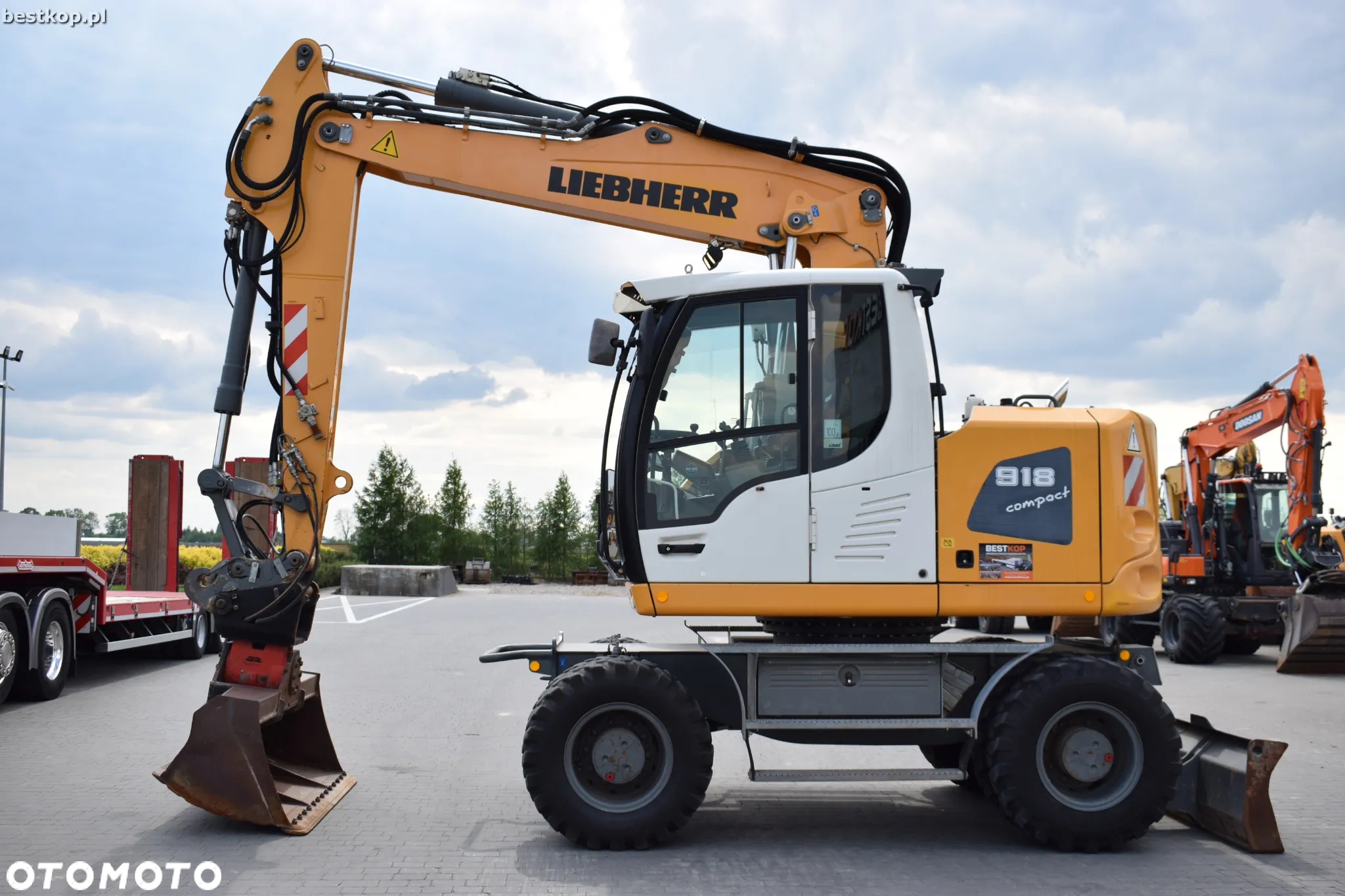 Liebherr A918 Compact Litronic - 10