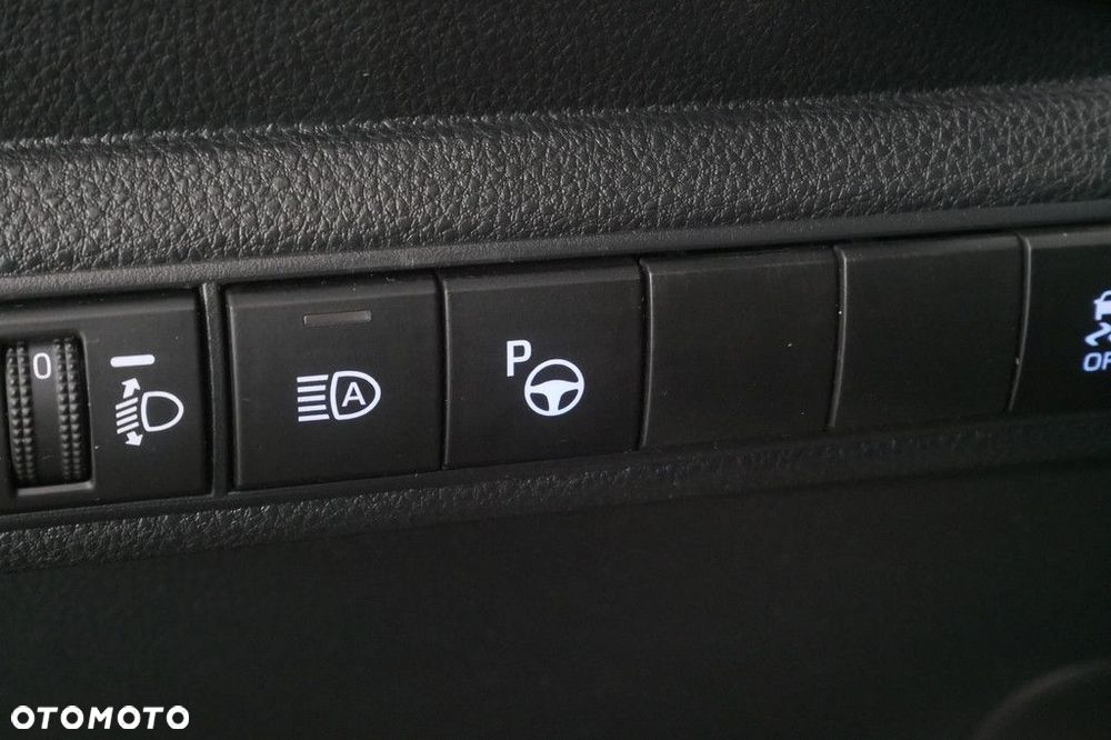 Toyota Corolla 1.8 Hybrid Comfort - 21
