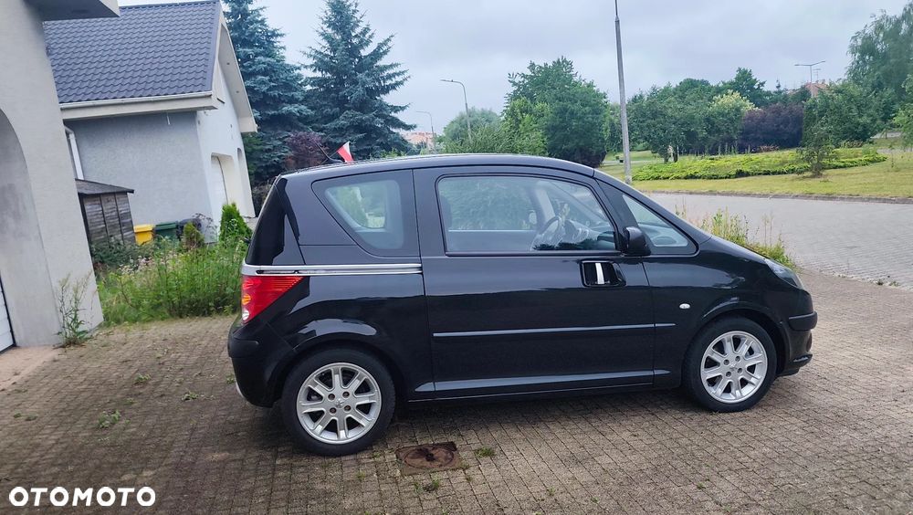 Peugeot 1007 1.6 Sporty 2-Tronic - 21
