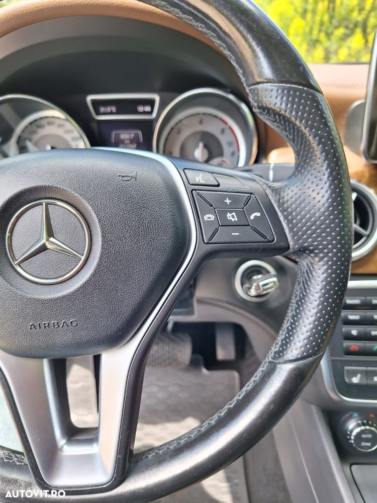 Mercedes-Benz GLA 220 CDI 4MATIC 7G-DCT - 15