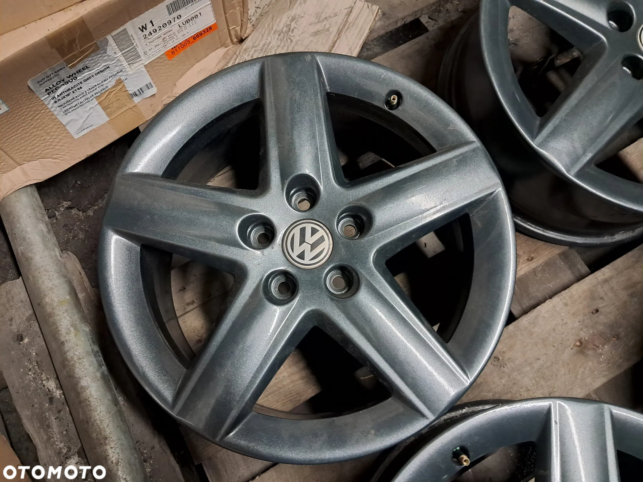 Felgi alu 7.5 17 5x112 Audi VW Skoda Seat - 3