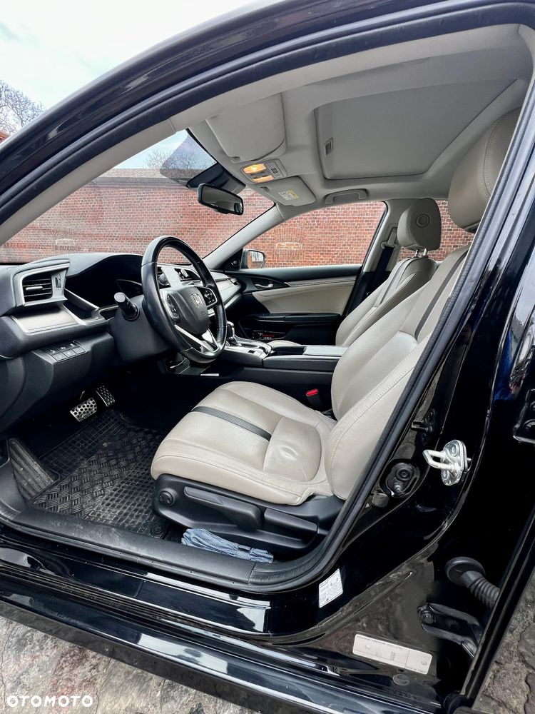 Honda Civic 1.5 T Executive CVT - 19