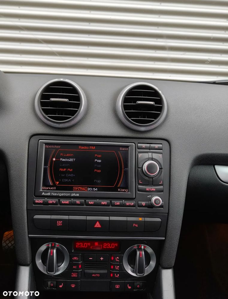 Audi A3 Sportback 2.0 TDI S line Sportpaket plus - 16