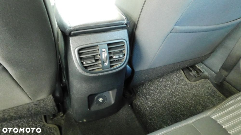 Kia Ceed 1.6 CRDi SCR L Business Line DCT - 25