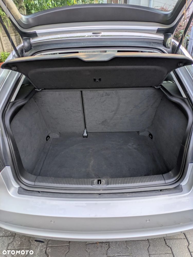 Audi A3 3-drzwiowe 1.6 Ambition - 16