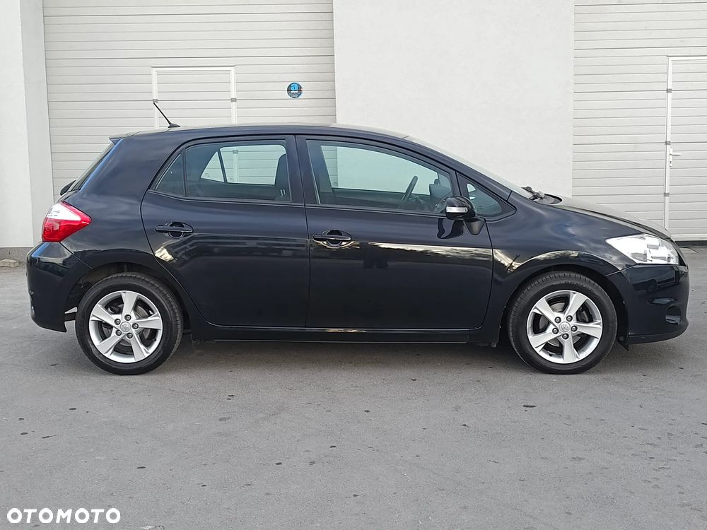 Toyota Auris 1.6 Life+ - 2