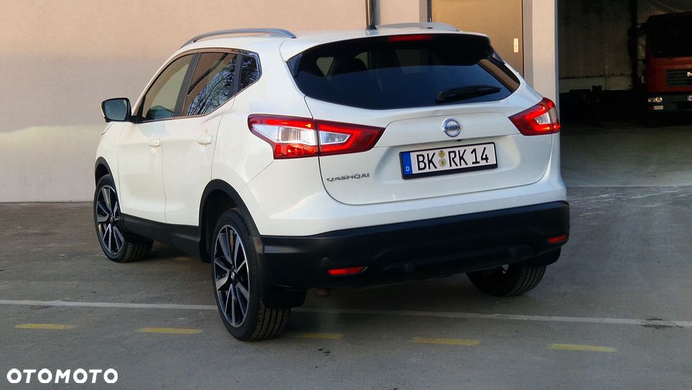 Nissan Qashqai 1.2 DIG-T Xtronic TEKNA+ - 16