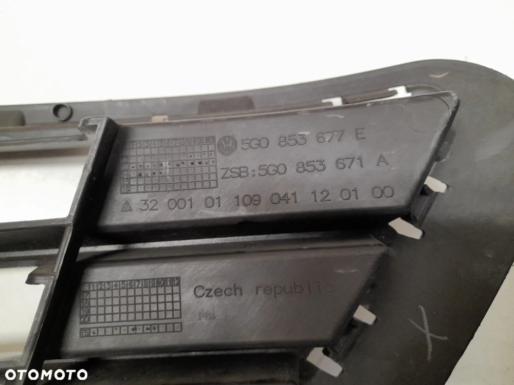 KRATKA ZDERZAKA PRZÓD PRZEDNIA ŚRODKOWA VW GOLF 7 VII 5G0853677E - 8