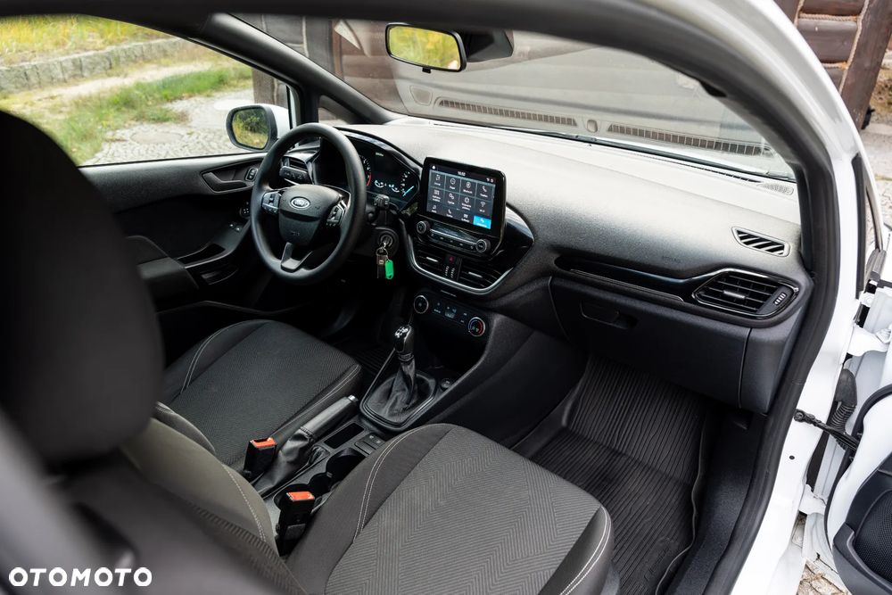 Ford Fiesta 1.1 S&S TREND - 28