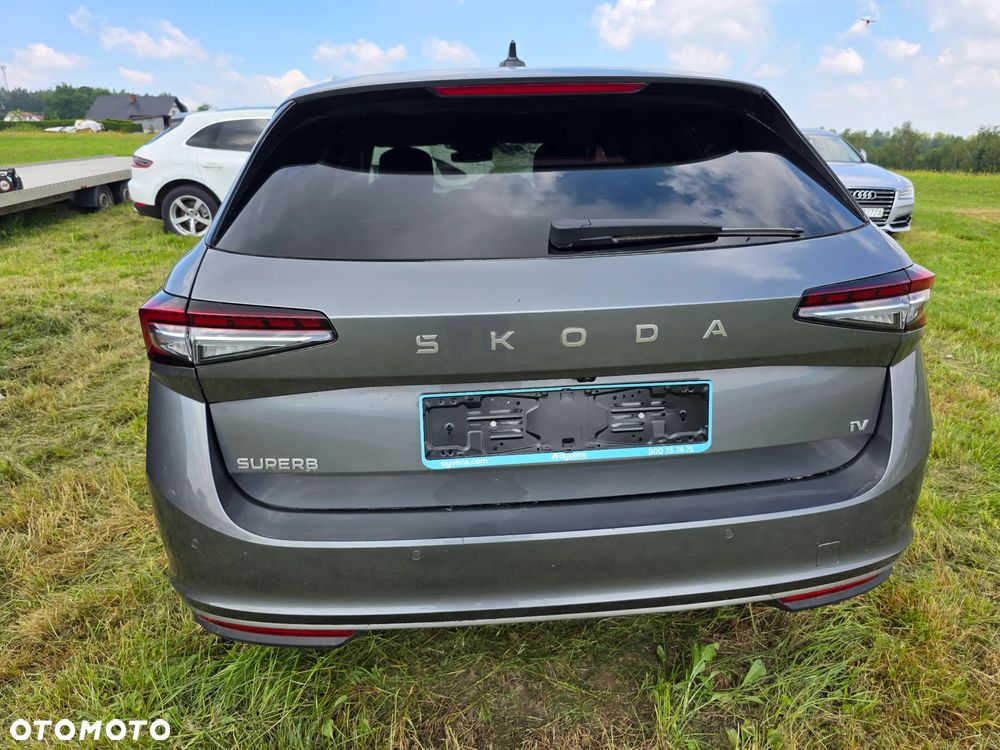 Skoda Superb 1.5 TSI iV DSG L&K - 4