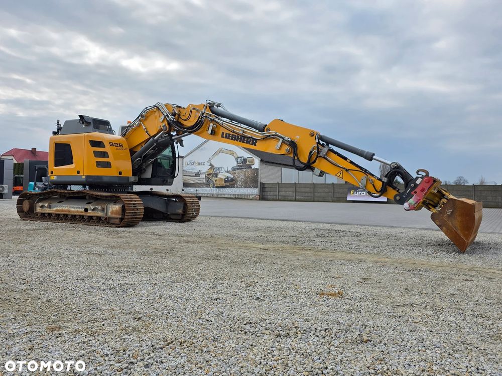 Liebherr R926 Compact, 2020 ROK, 5600 MTH, OIL QUICK - 2