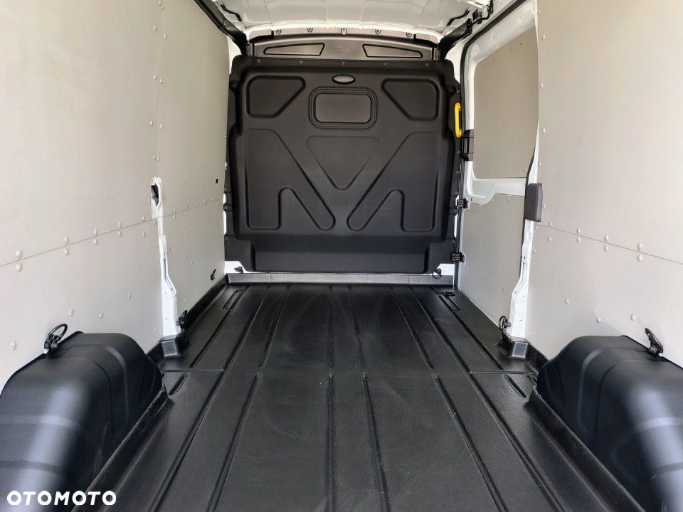 Ford Nowy Transit - 7