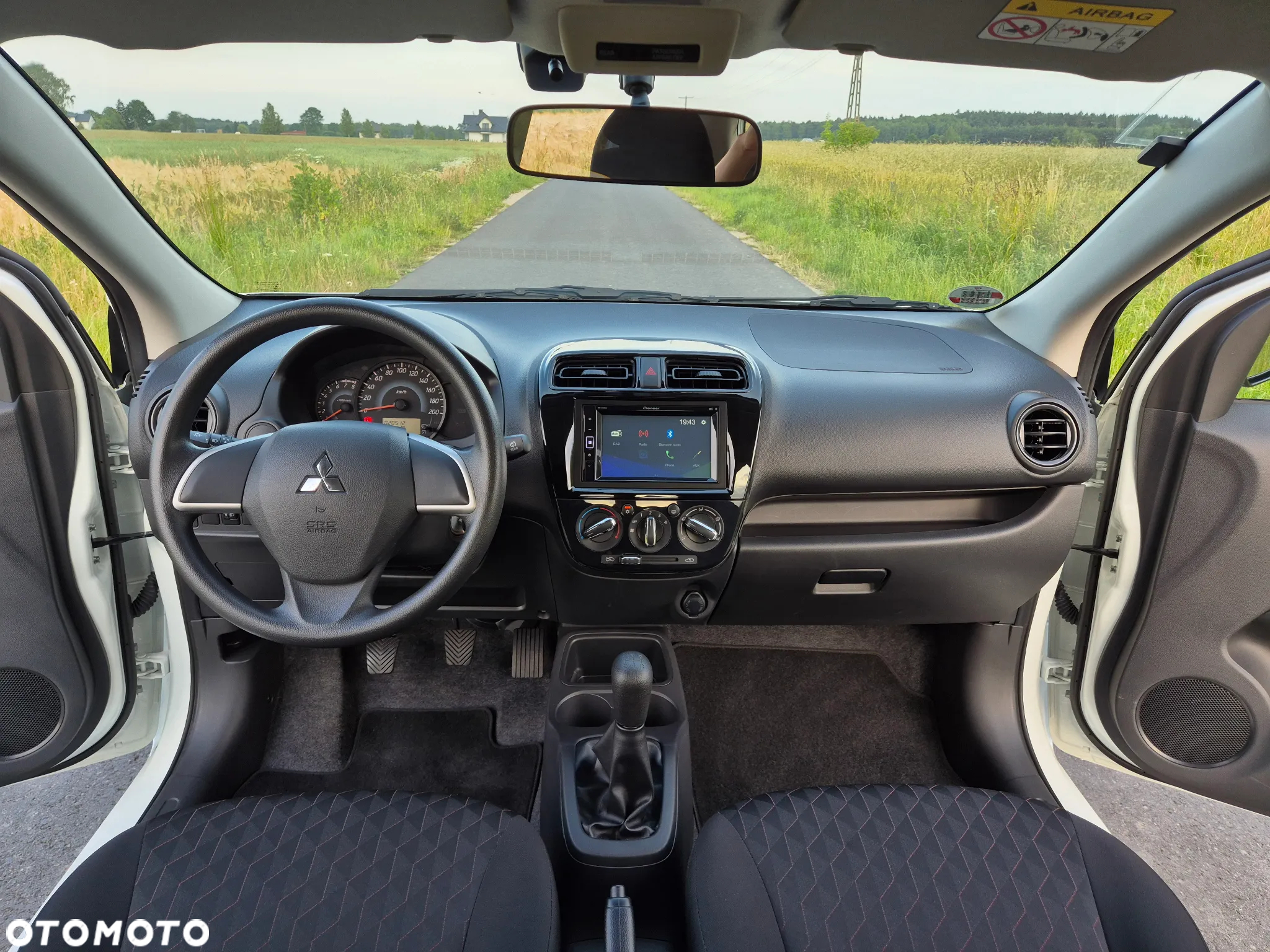 Mitsubishi Space Star 1.2 - 12