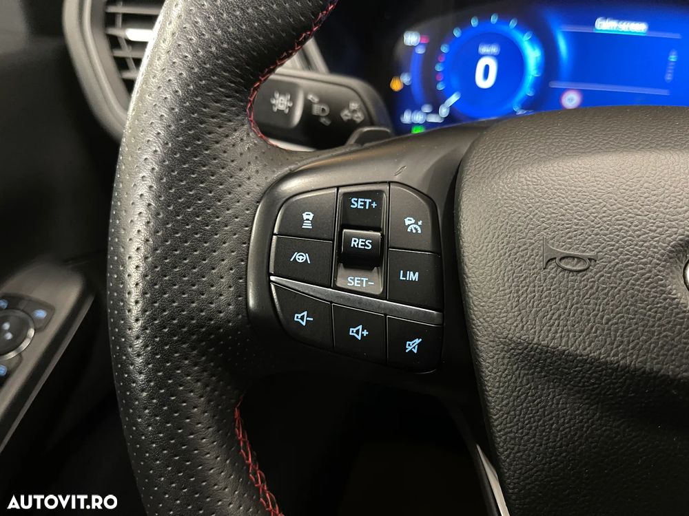 Ford Kuga 2.0 EcoBlue A8 AWD ST Line - 24