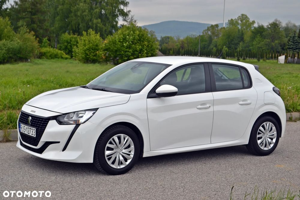 Peugeot 208 - 1