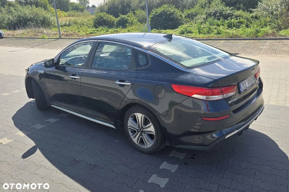 Kia Optima Plug-in Hybrid - 10