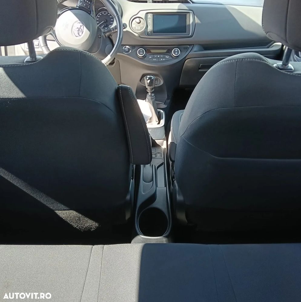 Toyota Yaris 1.5 L VVT-iE Y20 Collection - 10