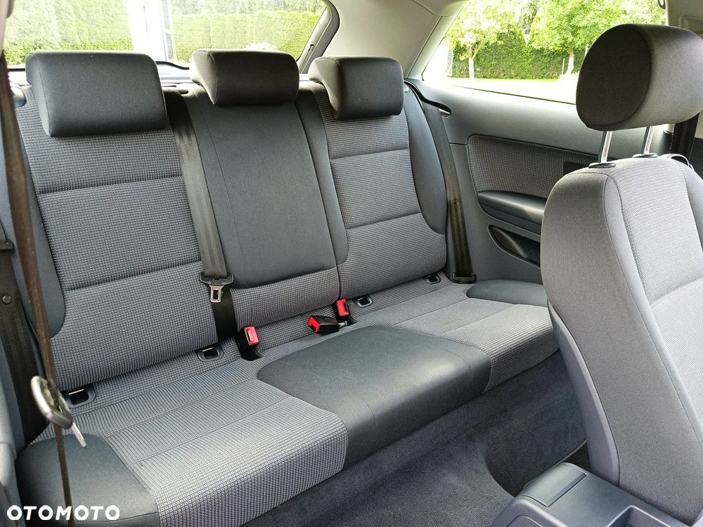 Audi A3 3-drzwiowe 1.6 Ambiente - 22
