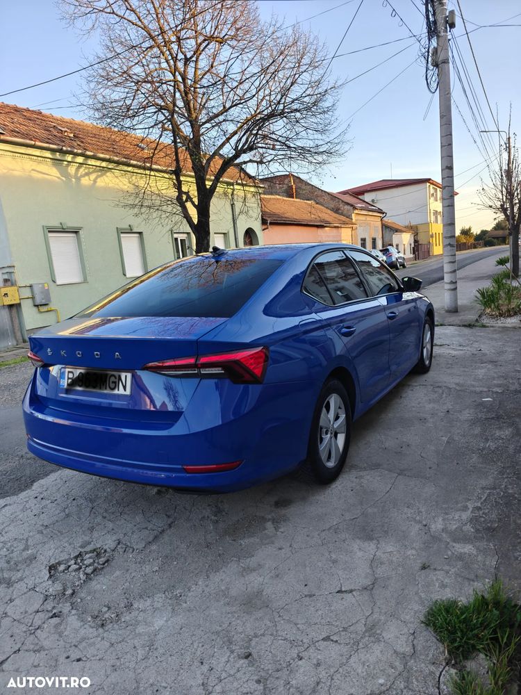 Skoda Octavia 2.0 TDI DSG Style - 6