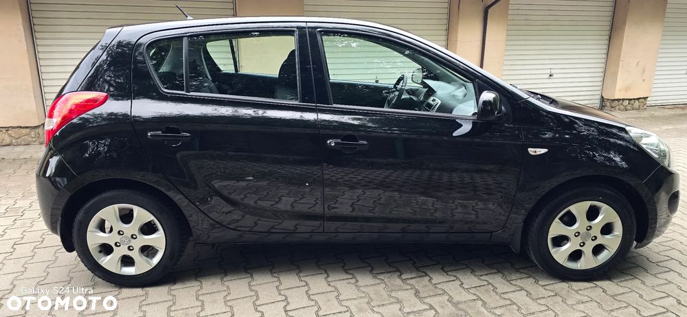 Hyundai i20 1.2 Classic + - 5