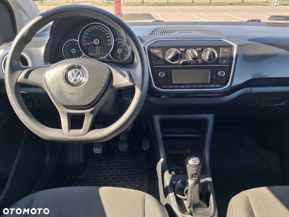Volkswagen up! 1.0 high - 17