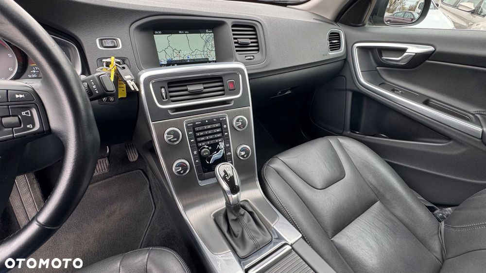 Volvo S60 D3 Geartronic Momentum - 39