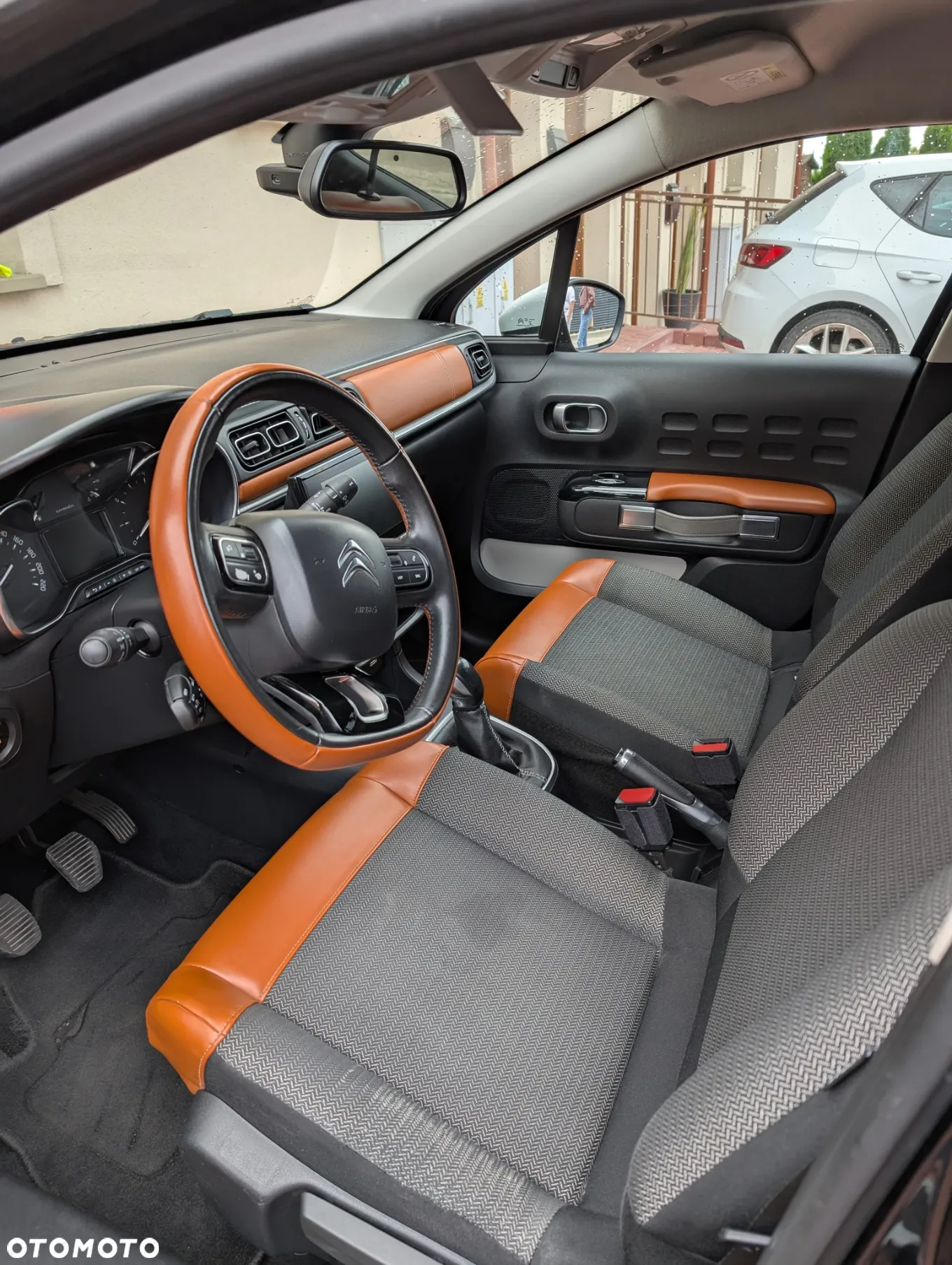 Citroën C3 1.2 PureTech Shine S&S - 9