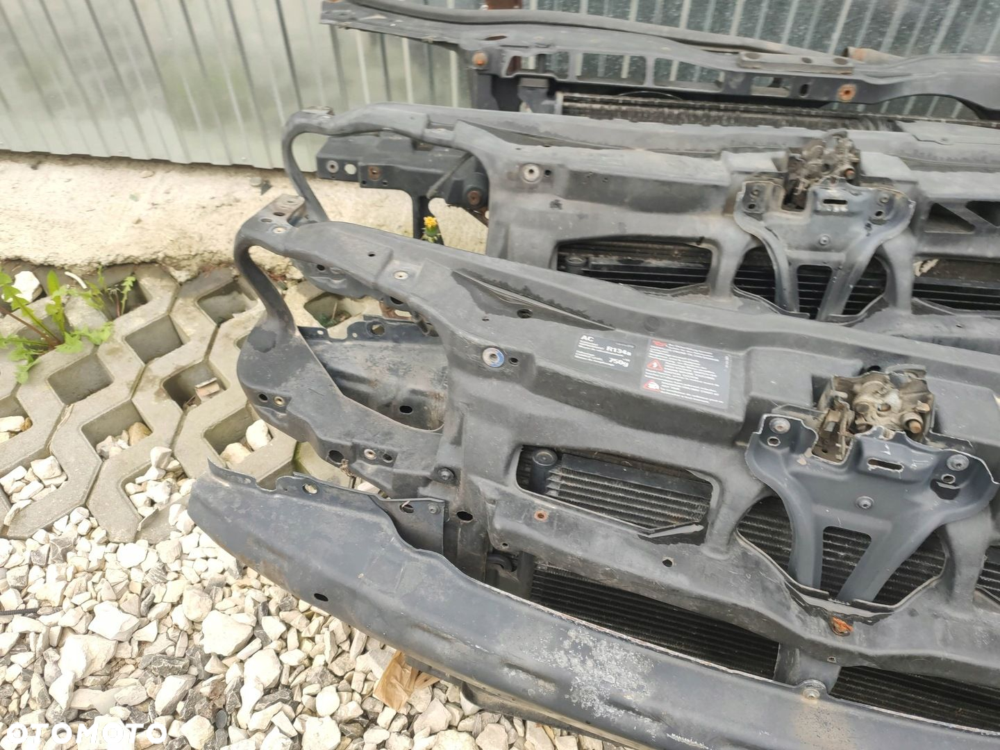 PAS PRZEDNI BELKA VW GOLF IV CHŁODNICE WENTYLATOR 1J0 - 4
