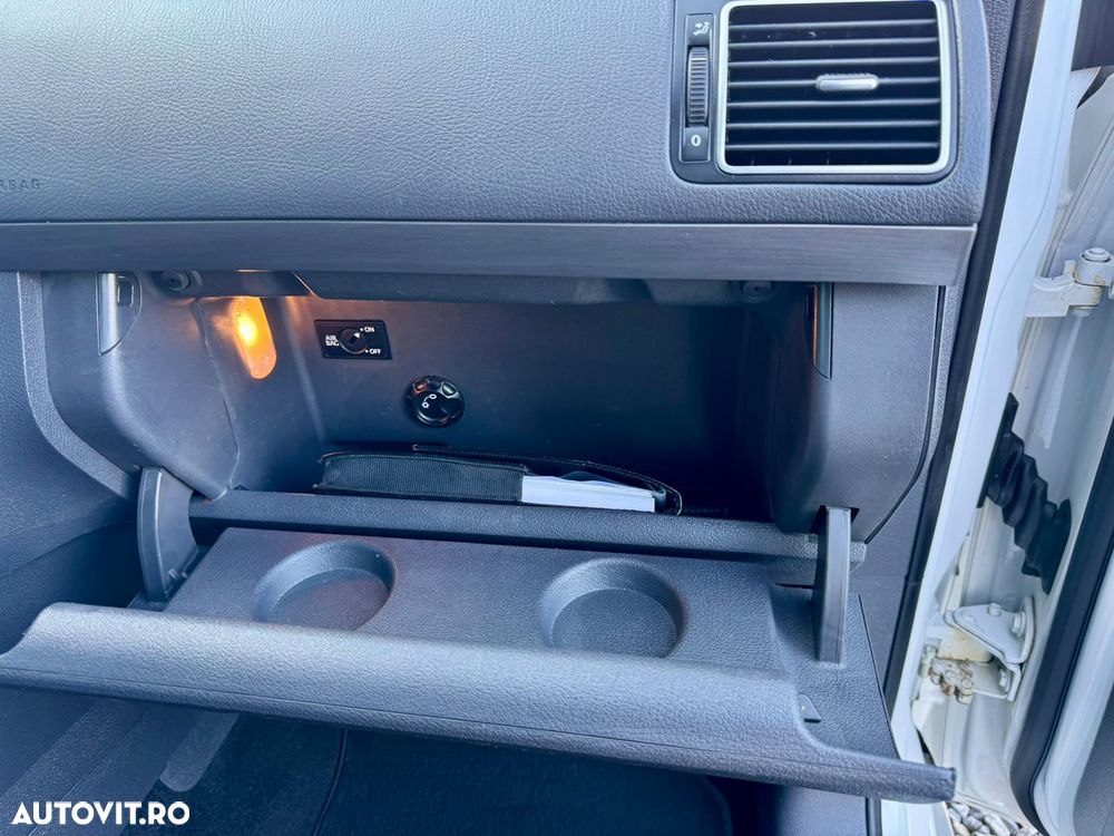 Volkswagen Touran 1.6 TDI DPF BlueMotion Technology Comfortline - 25