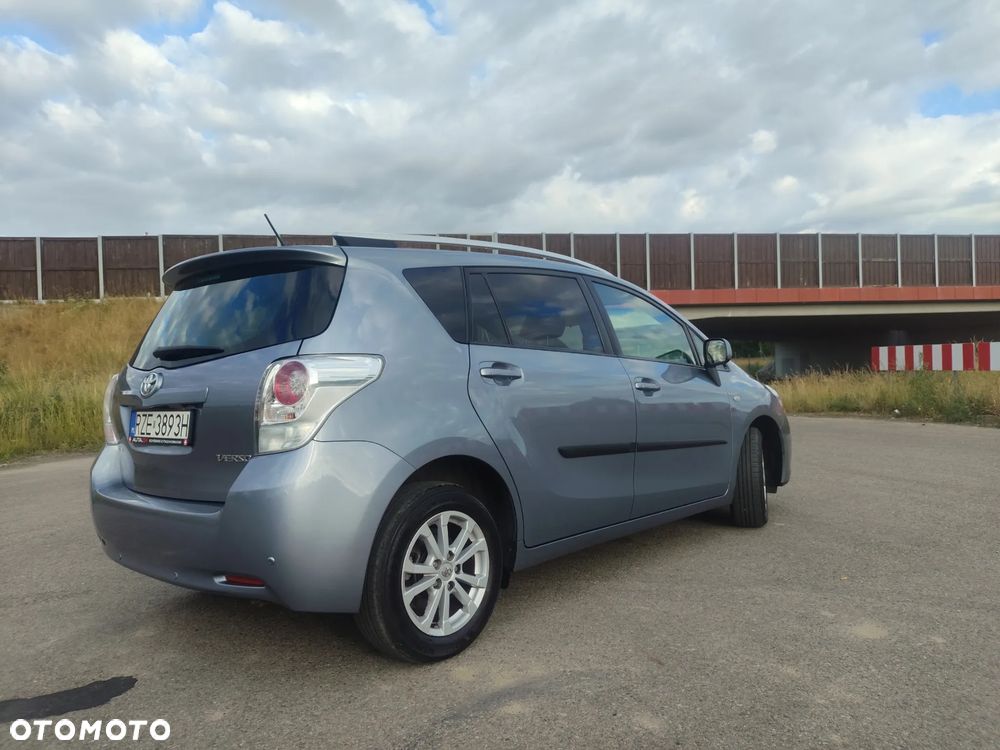 Toyota Verso 1.8 Sol EU5 7os - 4