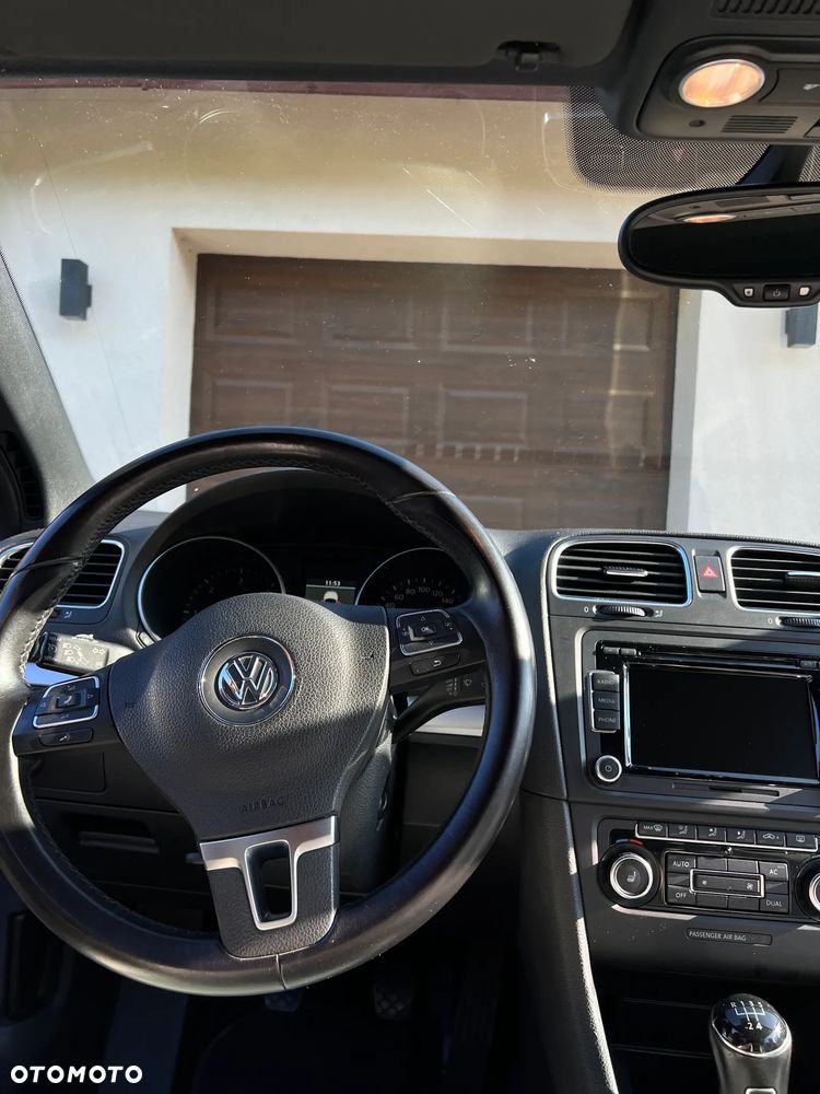 Volkswagen Golf - 29