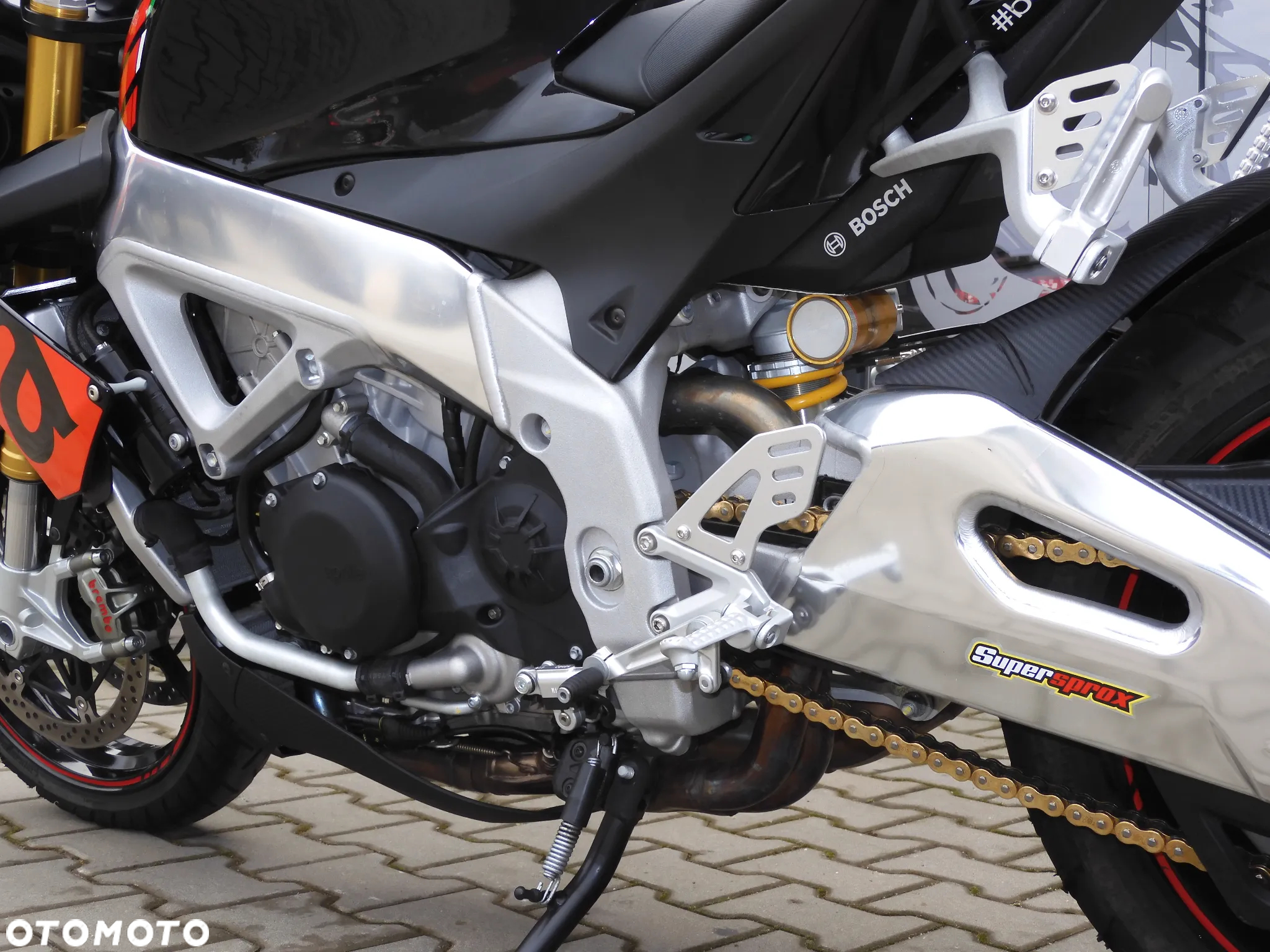 Aprilia Tuono - 27