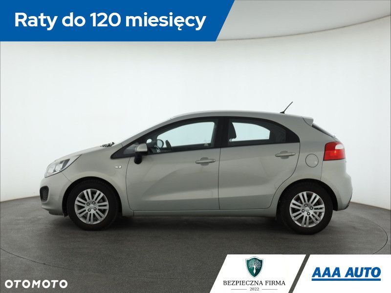 Kia Rio - 3