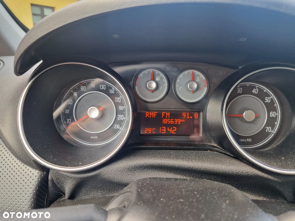 Fiat Punto Evo - 15