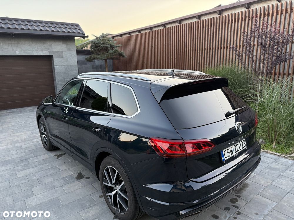 Volkswagen Touareg 3.0 V6 TFSI 4Motion R-Line - 3