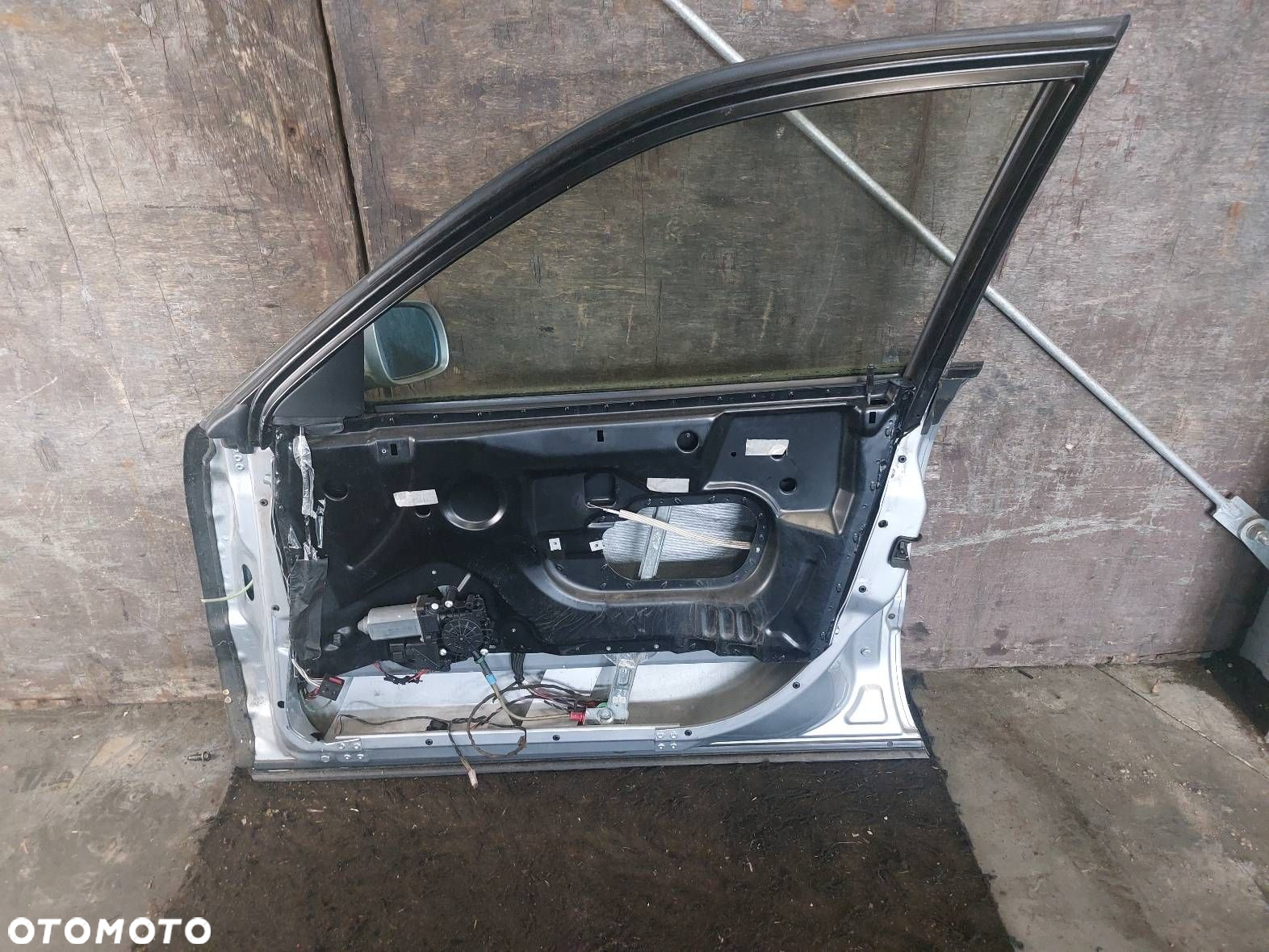 DRZWI KOMPLETNE PRAWY PRZÓD AUDI A8 D2 Y7M - 4