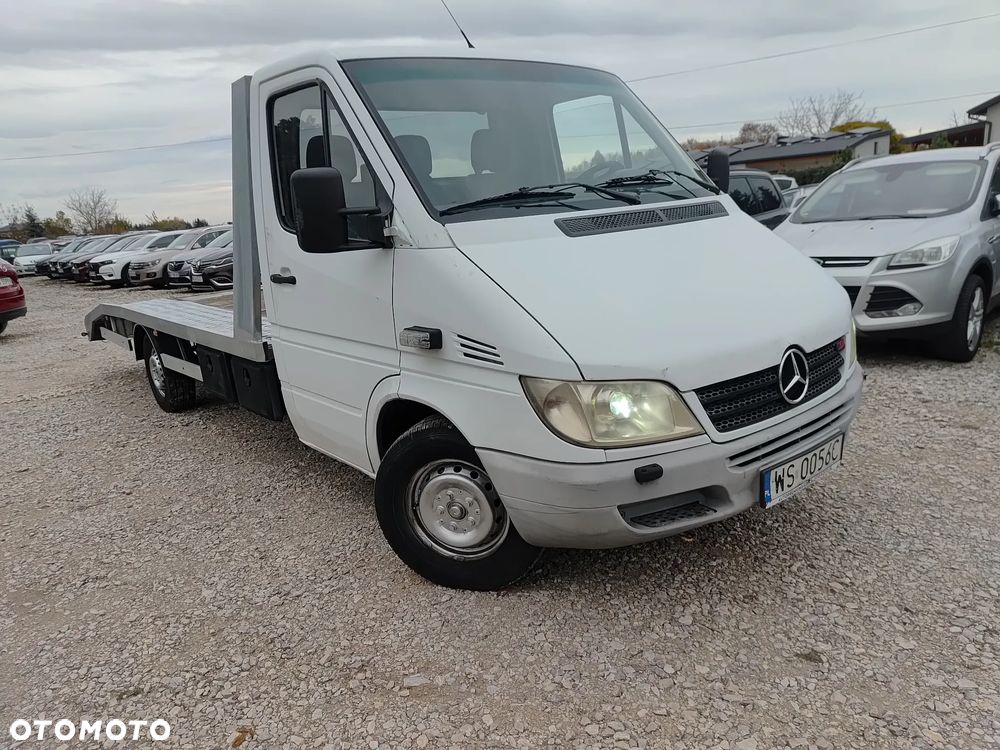 Mercedes-Benz Sprinter - 1