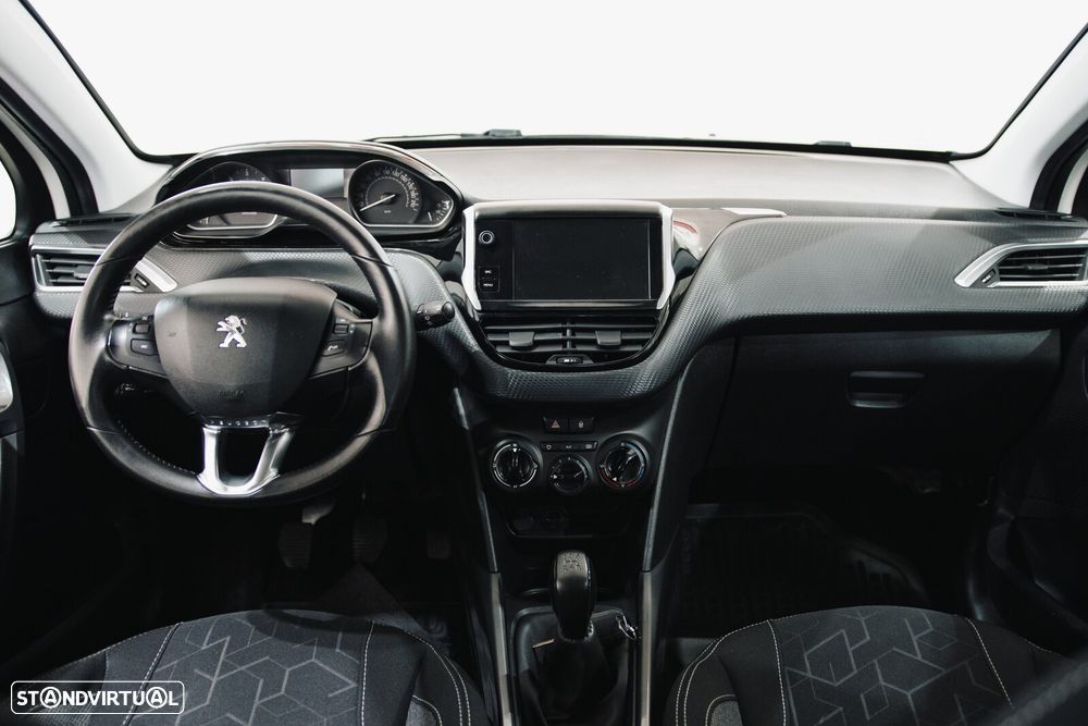 Peugeot 2008 1.6 BlueHDi Style - 10